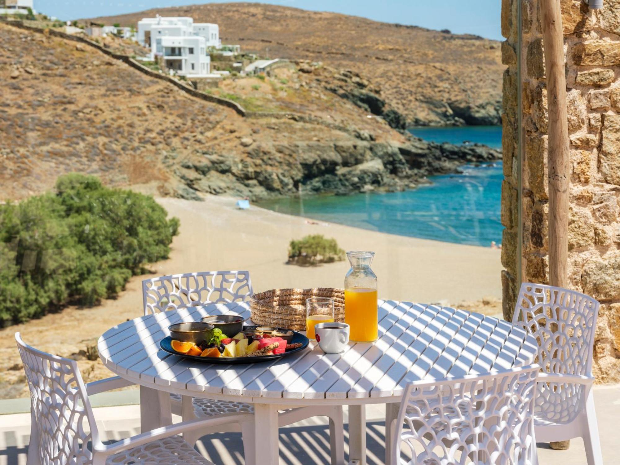 Sundance Mykonos * Merchia Beach